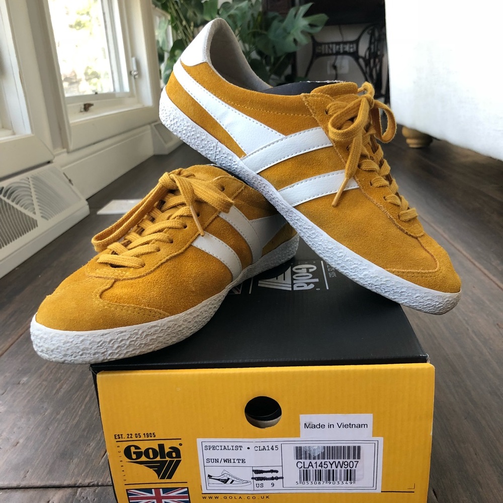 In box-Gola Specialist Sneaker; fit like a size 10
